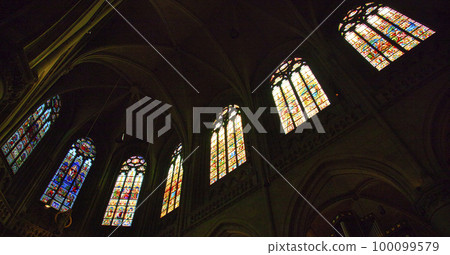 林茨老城新大教堂彩繪玻璃 100099579