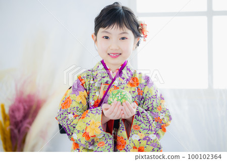 和服女孩 100102364