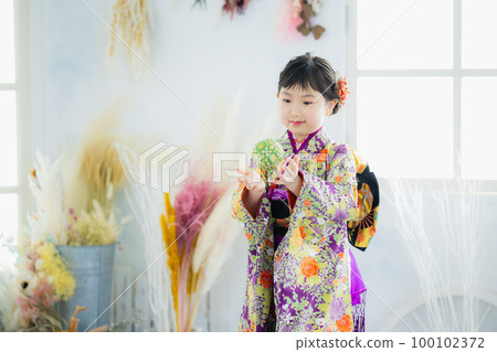 和服女孩 和服女孩 100102372