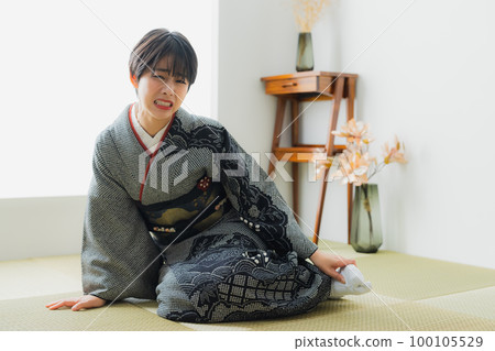 Homongi with black shibori Homongi with black shibori 100105529