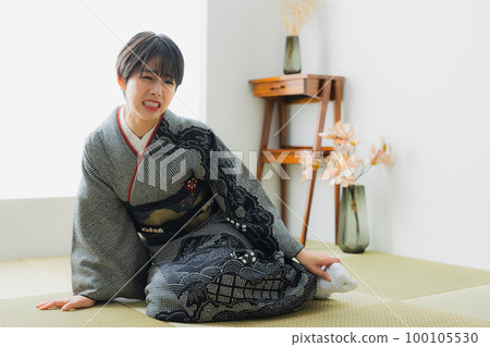 Homongi with black shibori Homongi with black shibori 100105530