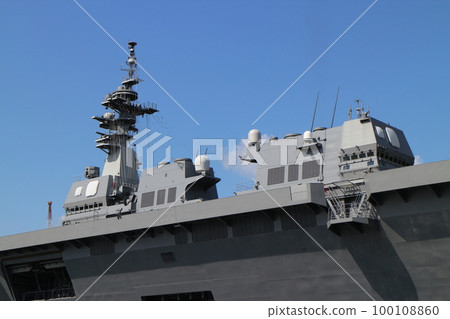 Maritime Self-Defense Force escort ship "Hyuga" 100108860