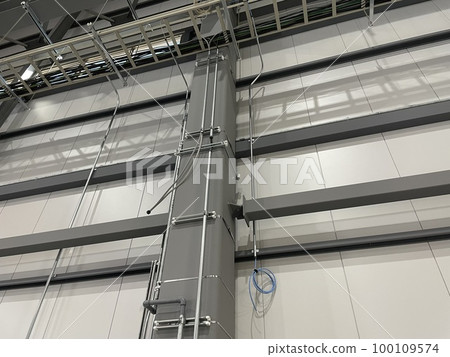 Wiring and piping arranged on steel columns 100109574