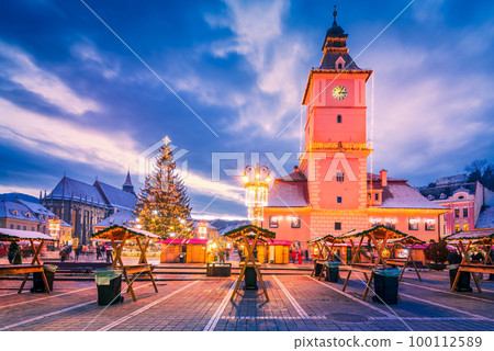 Brasov, Romania. Winter landscape with Christmas Market, beautiful Transylvania. 100112589
