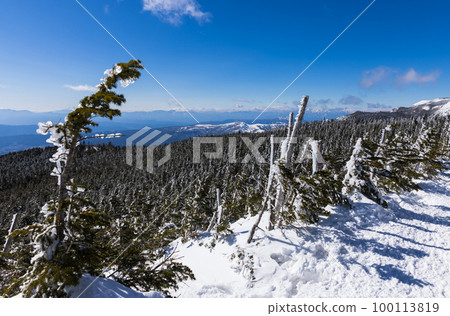 Enjoy snow mountain climbing in North Yatsugatake Enjoy snow mountain climbing in North Yatsugatake 100113819
