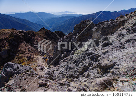 晴天的雅克山 晴天的雅克山 100114752