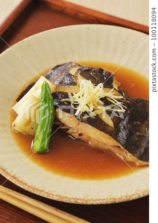 Boiled curry 100118094