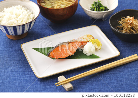 三文魚烤魚 100118258