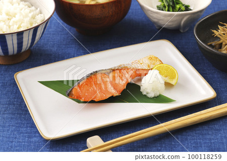 三文魚烤魚 100118259