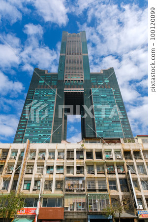 台灣高雄市高雄 85 大樓 100120099