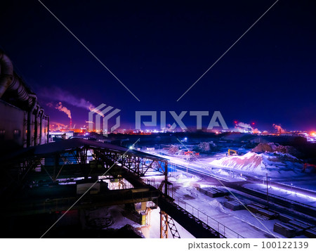美麗的廠區夜景 100122139