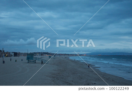 Venice Beach at night, located between Santa Monica and Los Angeles International Airport. When the sun goes down, the atmosphere changes a little. 100122249