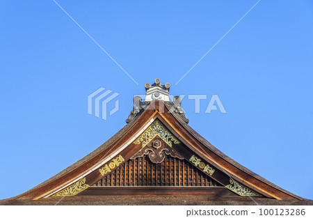 Jonangu禮拜堂屋頂掛魚山牆裝飾(京都市伏見區) Jonangu禮拜堂屋頂掛魚山牆裝飾(京都市伏見區) 100123286