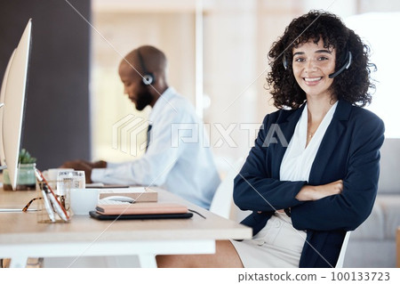 Crm portrait, call center and black woman by a lead generation computer on a office call. Customer service, web support and contact us employee with a smile from online consulting job and career 100133723