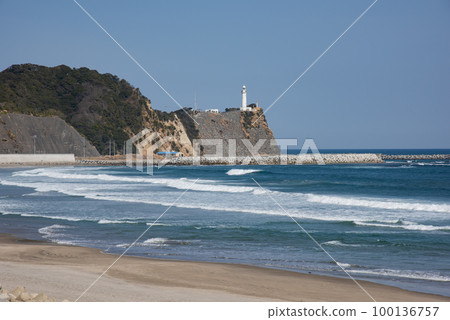 Shioyazaki Lighthouse from Toyoma Beach 100136757