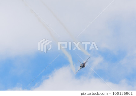 Hellenic Air Force F-16 Demonstration Team 'Zeus' Provoked 100136961