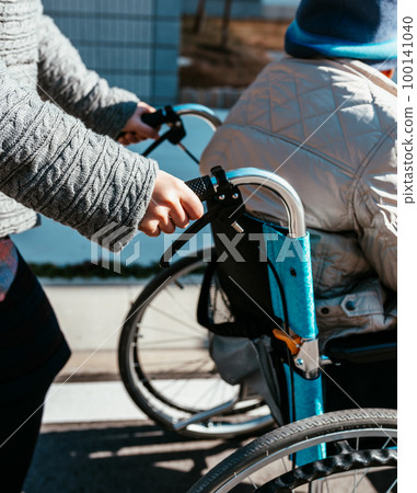 Wheel Chair, nursing, senior 100141040