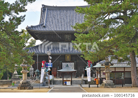 【五學山丹參善通寺】(四國聖地第75复田所)香川縣善通寺市善通寺町 【五學山丹參善通寺】(四國聖地第75复田所)香川縣善通寺市善通寺町 100145716