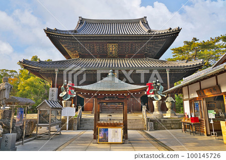 【五學山丹參善通寺】(四國聖地第75复田所)香川縣善通寺市善通寺町 【五學山丹參善通寺】(四國聖地第75复田所)香川縣善通寺市善通寺町 100145726
