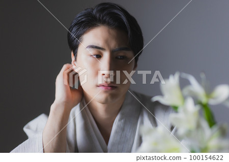 和服男 和服男 100154622