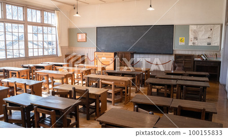 老小學教室 老小學教室 100155833