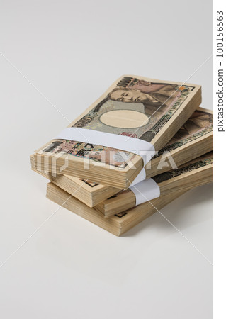 A bundle of bills A bundle of bills 100156563
