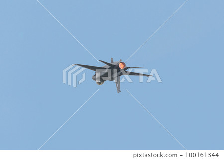 Hellenic Air Force F-16C Block 52+ inverted flight 100161344