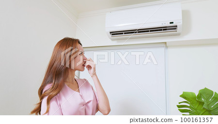 air conditioner has bad smell 100161357