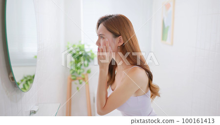 Woman worry about eyes wrinkles Woman worry about eyes wrinkles 100161413