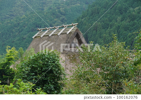 Thatched roof of Miyama Kayabuki no Sato 100162076