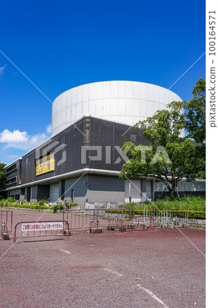 Minpaku, the National Museum of Ethnology (Suita City, Osaka Prefecture) 100164571