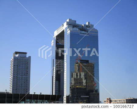 Building 100166727