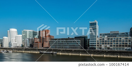 Media Harbor building from far view 100167414