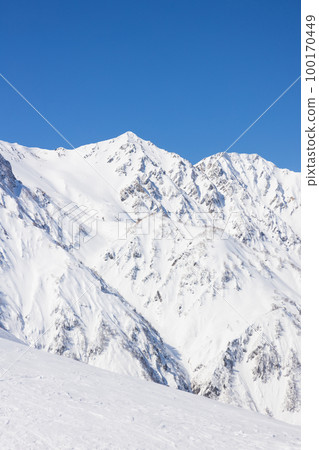 八方一滑雪場的冬季景色 八方一滑雪場的冬季景色 100170449