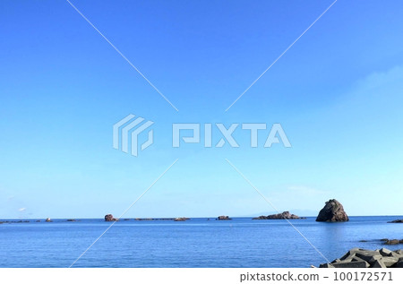 Sotoura beach on the beach with no waves 100172571