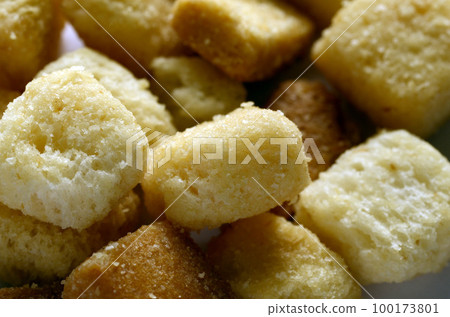 Crouton 100173801