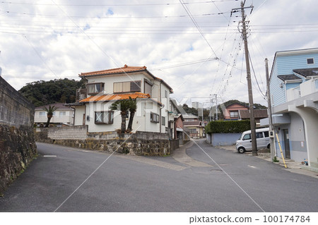 Inan Boshu Dori and the townscape of Taikai [Kamogawa City, Chiba Prefecture] 100174784