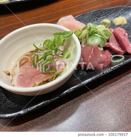 Chicken sashimi Chicken sashimi 100179937