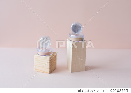 Makeup mineral eco face powder products on pastel background. Eco friendly cosmetics. Eyeshadows 100188595