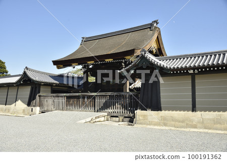 Gishumon Kyoto Imperial Palace 100191362