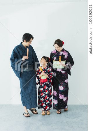 Yukata family 100192031