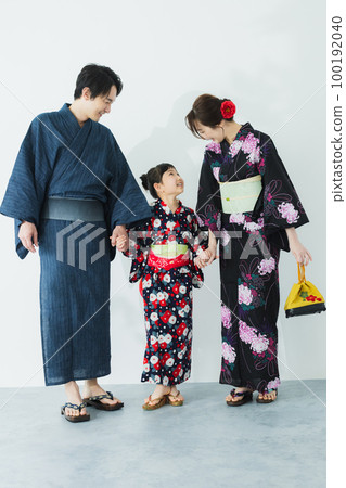 Yukata family 100192040
