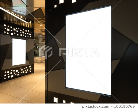 安裝在公共場所的數字標牌 安裝在公共場所的數字標牌 100196769