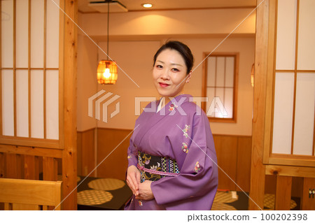 和服婦女 和服婦女 100202398