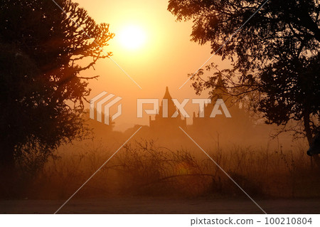 Sunrise on Buddhist temples in Bagan, Myanmar Sunrise on Buddhist temples in Bagan, Myanmar 100210804
