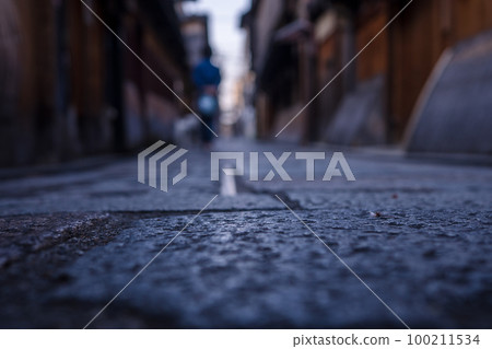 拍攝京都市町家胡同 拍攝京都市町家胡同 100211534