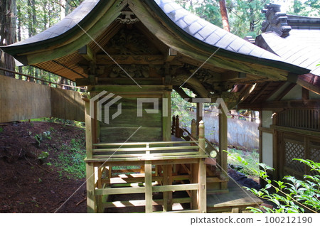 信州安曇野的賀茂神社，建於江戶時代 100212190