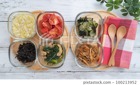 Home cooking, ready-to-eat side dishes, bento box image 100213952