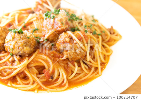 delicious meatball spaghetti delicious meatball spaghetti 100214707