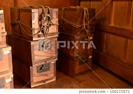 A coin box in the merchant's house of a shipping wholesaler. A coin box in the merchant's house of a shipping wholesaler. 100215871